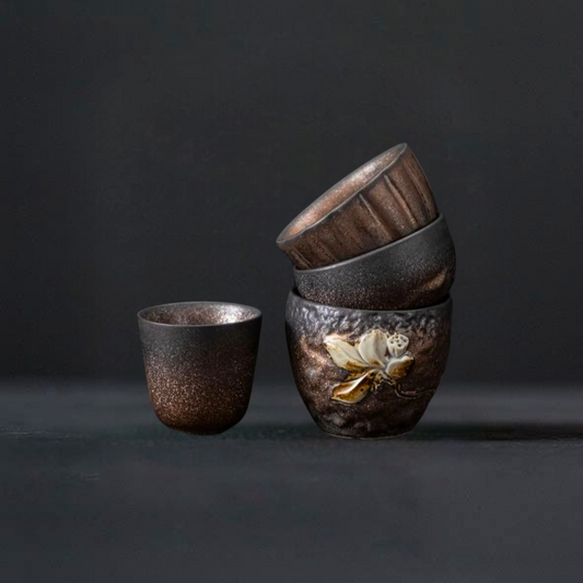 Japanese Gilded Elegance Ceramic Tea Cup Collection