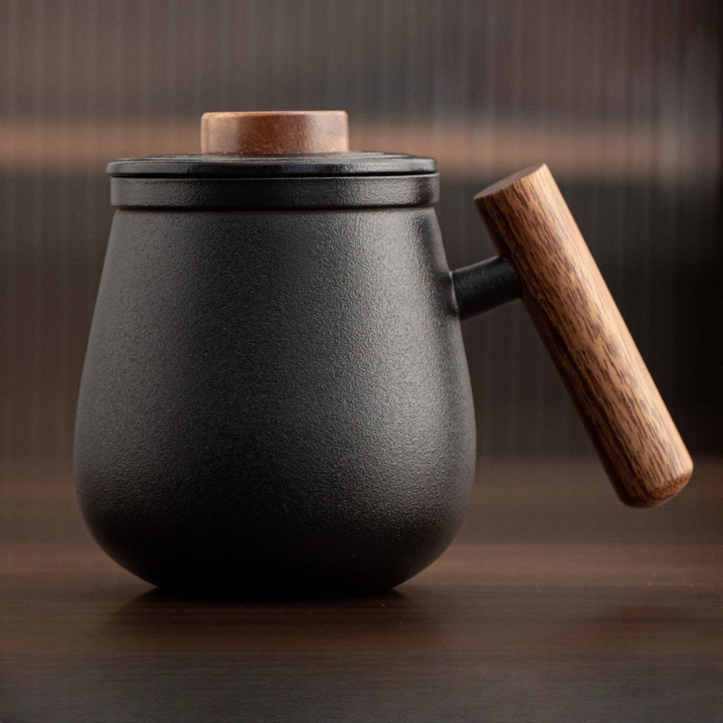 TEA TIME ESSENTIALS TEA Black Pottery Glaze / With Gift Box TranquilTone Glaze Mug with Tea Water Separation