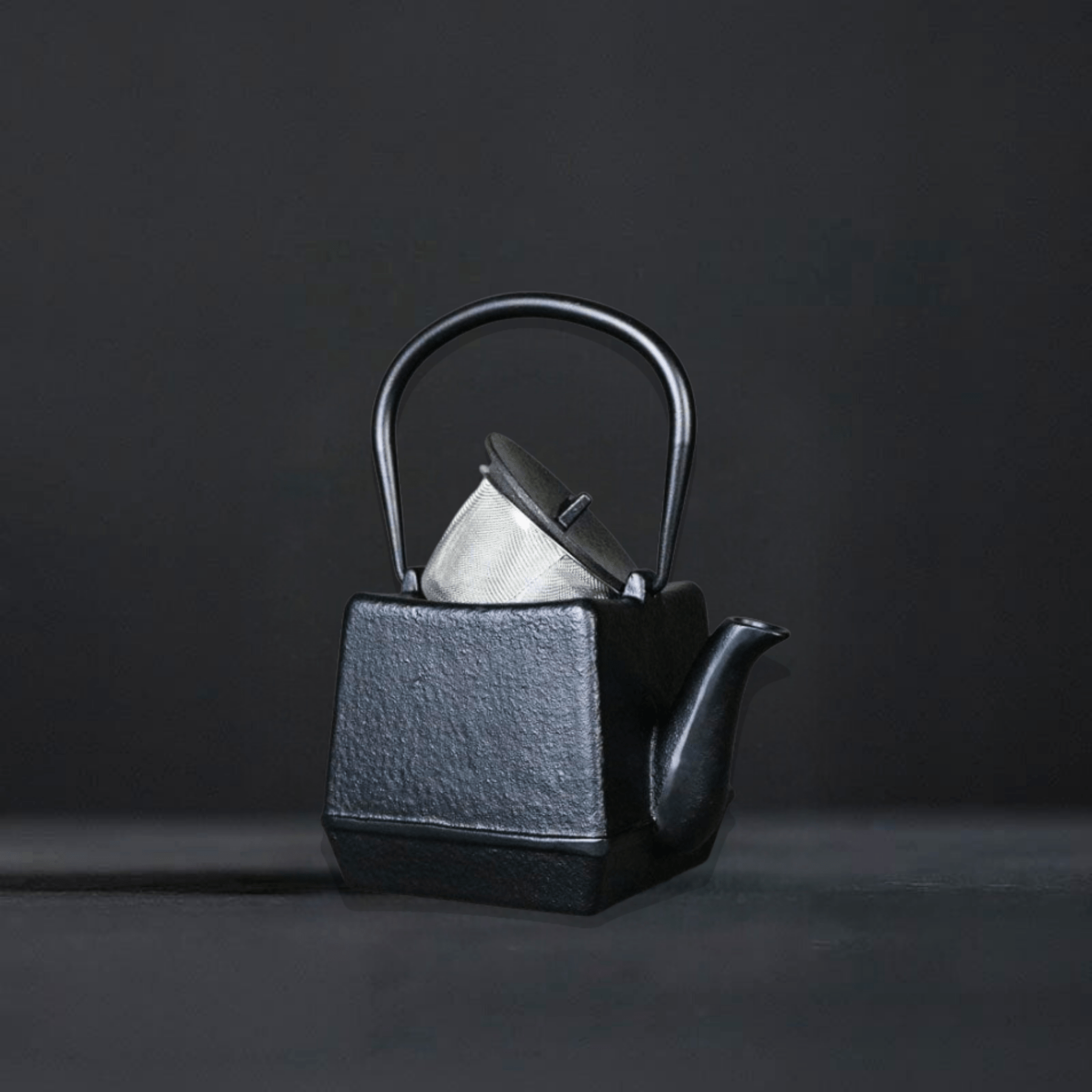 TEA TIME ESSENTIALS TEA Black ZenCast Iron Serenity Square Teapot