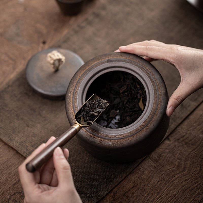 TEA TIME ESSENTIALS TEA Gilt Iron Glazed Ceramic Airtight Tea Caddy