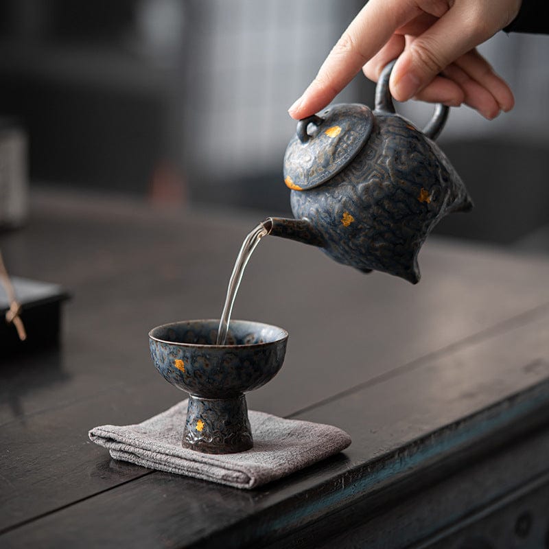 TEA TIME ESSENTIALS TEA Nostalgic Echoes Teapot from the Bronze Glaze Collection