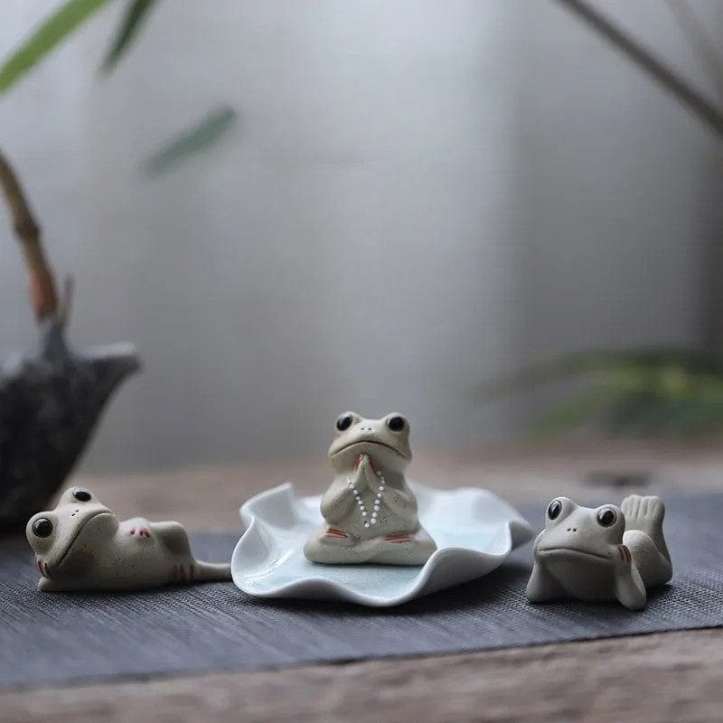 TEA TIME ESSENTIALS TEA Zen Frog Serenity: Pottery Frog Tea Ornaments